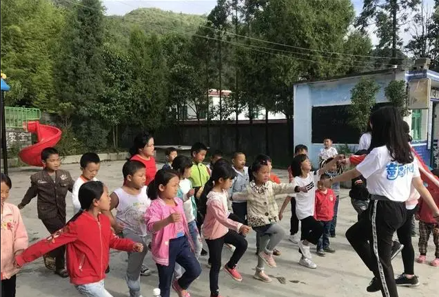 努力打好教育翻身仗人投入不够一
